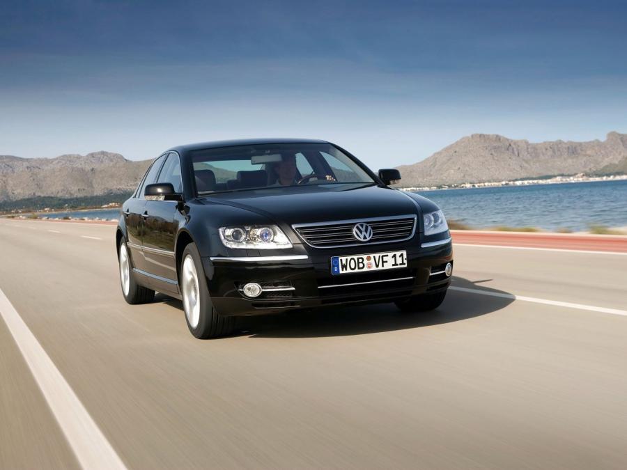  Volkswagen Phaeton V8 2007 года  (фото 3 из 23)